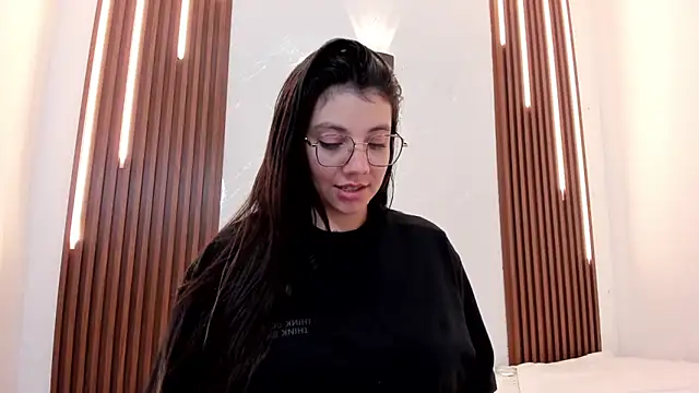 Snapshot of CarolinaMejia chatting on October 17, 11:40 pm CarolinaMejia online show from October 17, 11:40 pm