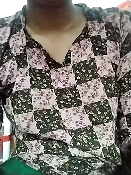 Snapshot of Nusrat-Q chatting on September 18, 3:25 pm Nusrat-Q online show from September 18, 3:25 pm