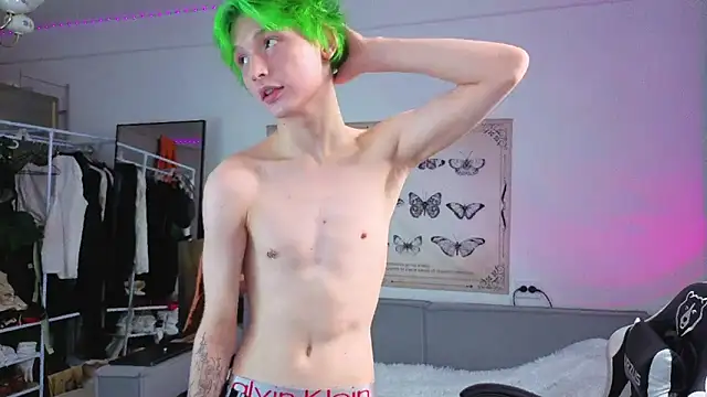 Your avatar online show from November 17, 9:42 pm