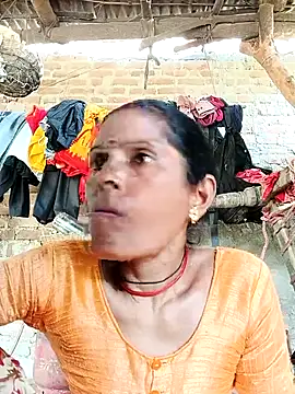 Snapshot of Suhana_pandit chatting on September 10, 10:15 am Suhana pandit online show from September 10, 10:15 am