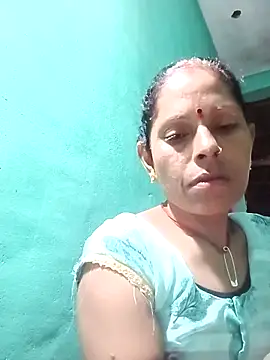 Snapshot of Suhana_pandit chatting on September 18, 10:34 pm Suhana pandit online show from September 18, 10:34 pm