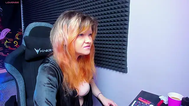 Nora lovvvv online show from October 3, 10:01 am