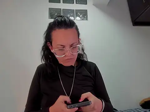 Snapshot of dalila_macherano1 chatting on October 16, 3:51 am dalila macherano1 online show from October 16, 3:51 am