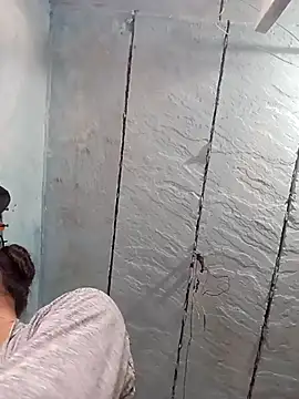 Snapshot of PoojaPleasure chatting on November 5, 11:54 am PoojaPleasure online show from November 5, 11:54 am