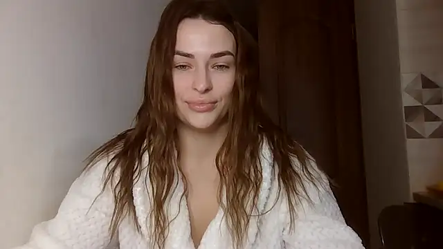 MandiBrooks online show from December 5, 8:01 am