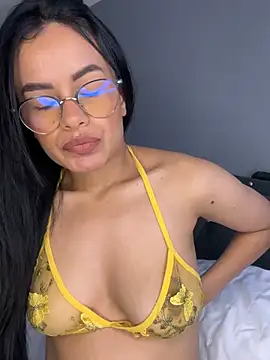 Melissa coch online show from February 21, 4:30 pm