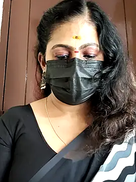 Snapshot of Sweetie_swetha37 chatting on October 14, 7:20 am Sweetie swetha37 online show from October 14, 7:20 am
