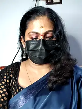 Snapshot of Sweetie_swetha37 chatting on October 16, 7:04 pm Sweetie swetha37 online show from October 16, 7:04 pm
