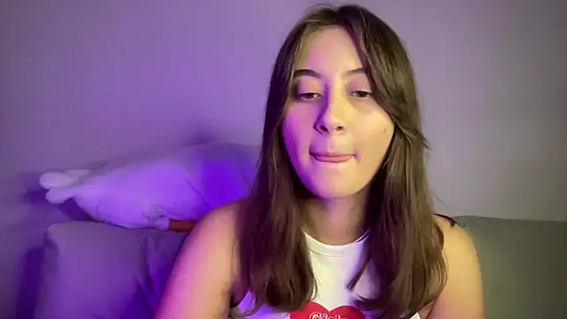 Snapshot of StellarAlice chatting on October 30, 4:41 pm StellarAlice online show from October 30, 4:41 pm