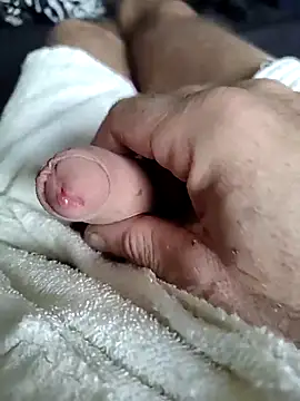 Snapshot of FleetedMusing chatting on November 8, 3:45 pm FleetedMusing online show from November 8, 3:45 pm