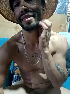 lakiste69-35 online show from February 12, 1:55 am