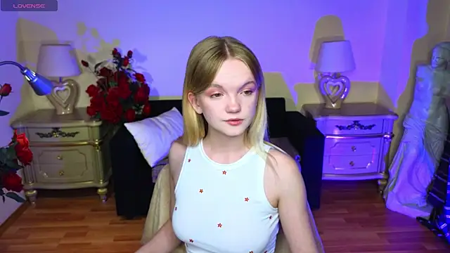 Snapshot of RosesKate chatting on September 29, 6:35 pm RosesKate online show from September 29, 6:35 pm