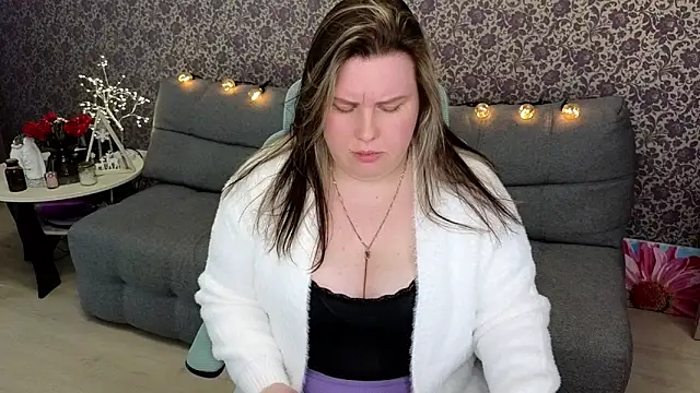 Lillit   online show from September 30, 8:36 pm