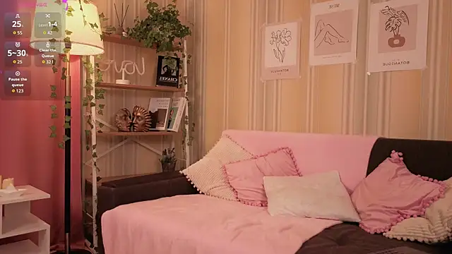 Snapshot of Winaria chatting on September 14, 4:33 am Winaria online show from September 14, 4:33 am