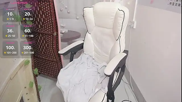 KateCondon online show from March 13, 7:37 am