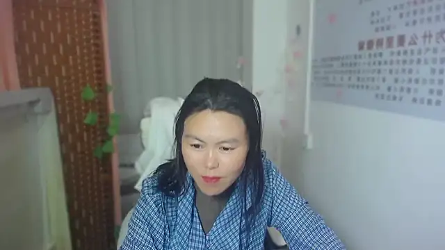 KateCondon online show from March 23, 11:14 am