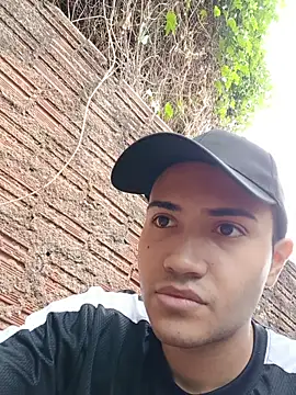 novinho safado   online show from April 29, 1:15 pm