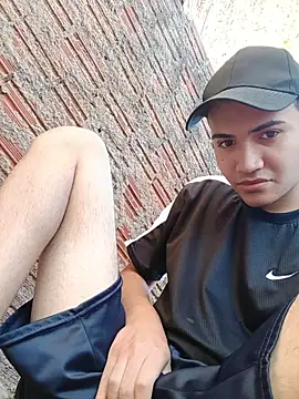 Snapshot of novinho_safado__ chatting on June 6, 6:56 pm novinho safado online show from June 6, 6:56 pm