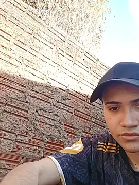 Snapshot of novinho_safado__ chatting on June 16, 5:15 pm novinho safado online show from June 16, 5:15 pm