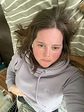 hornykitty1210 online show from February 26, 7:24 pm