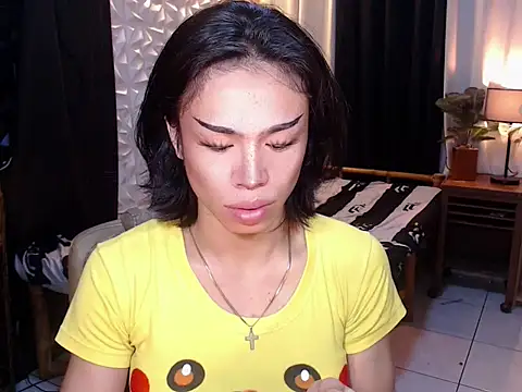 WILDROXIE online show from October 3, 11:02 pm