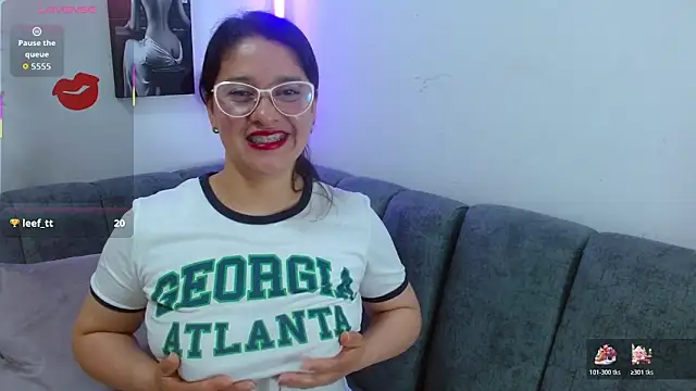 Snapshot of Alana_steel_1 chatting on April 29, 5:30 pm Alana steel 1 online show from April 29, 5:30 pm