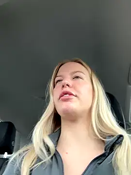 Chloemillerrxx online show from September 13, 2:17 pm