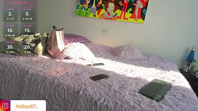 HaileyDuke online show from November 8, 12:38 pm