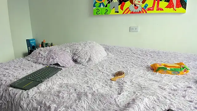 HaileyDuke online show from November 12, 2:50 pm