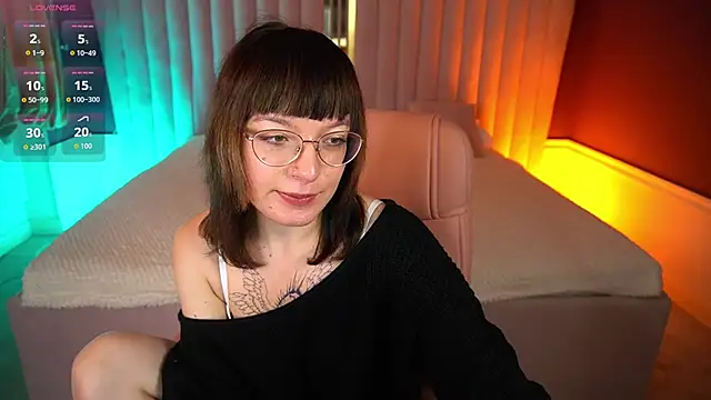Pixie Peachh online show from October 16, 1:23 pm
