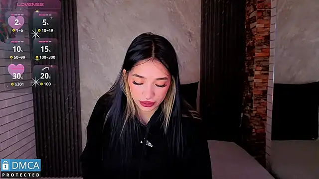 stepha   online show from February 11, 11:15 am