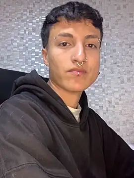 Milan Bach online show from April 14, 5:02 am