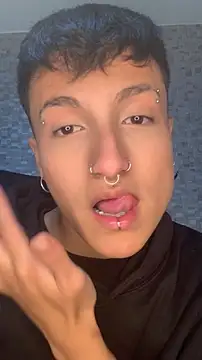 Milan Bach online show from April 18, 5:33 am