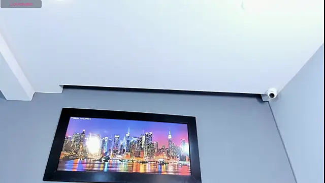 Snapshot of CharlotteCottin chatting on May 27, 2:47 pm CharlotteCottin online show from May 27, 2:47 pm