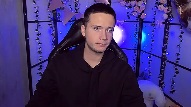 ZackNeal online show from September 24, 5:44 am