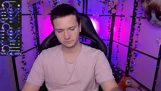 ZackNeal online show from October 16, 5:52 am