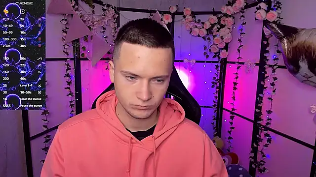ZackNeal online show from October 20, 5:08 am