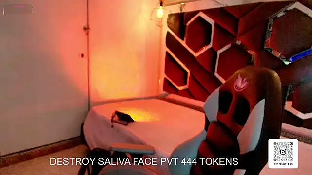 Melissa Adamsx online show from January 16, 7:18 pm