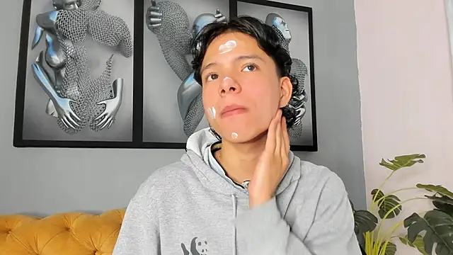 camillo virgil online show from November 24, 11:10 am