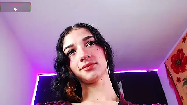 Snapshot of ingrid_zese_ chatting on October 13, 7:03 pm ingrid zese online show from October 13, 7:03 pm