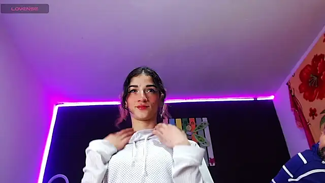 Snapshot of ingrid_zese_ chatting on October 14, 5:58 pm ingrid zese online show from October 14, 5:58 pm