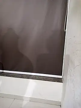 Snapshot of Queen_Oggy chatting on February 27, 6:02 am Queen Oggy online show from February 27, 6:02 am