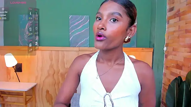 halleylorens online show from February 19, 7:10 pm