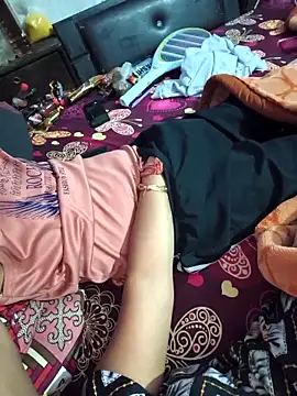 kuldeep12111 online show from March 8, 7:28 pm