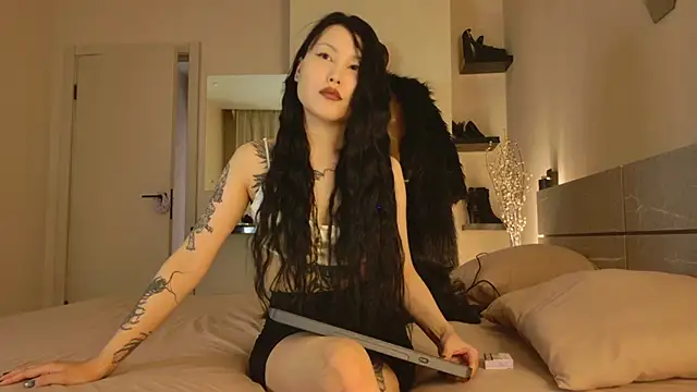 Snapshot of PurpleD1va chatting on January 19, 3:16 pm PurpleD1va online show from January 19, 3:16 pm