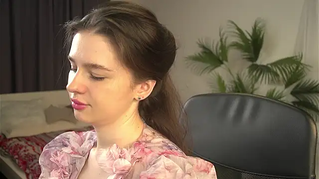 Olivia Farrell online show from March 2, 12:45 pm