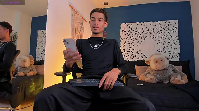 Snapshot of Adonis_WB chatting on November 6, 8:21 pm Adonis WB online show from November 6, 8:21 pm