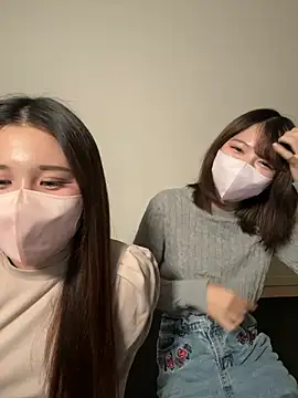 Azusa DoMybest online show from March 26, 11:32 pm