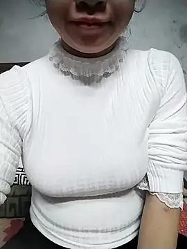 Mie rose online show from March 5, 2:02 pm