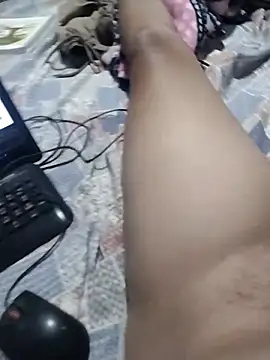 Snapshot of CadencedMimesis chatting on October 15, 2:55 am CadencedMimesis online show from October 15, 2:55 am